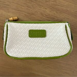 Eminence white and green makeup bag NWOT with tropical vacation vibes